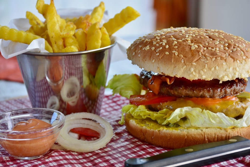 Hamburger dai sapori genuini della cucina siciliana al centro di Noto