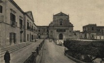 palazzo-vescovile-a-noto-in-sicilia.jpg
